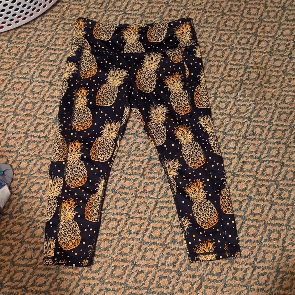 CVG Fineapple Capri Leggings